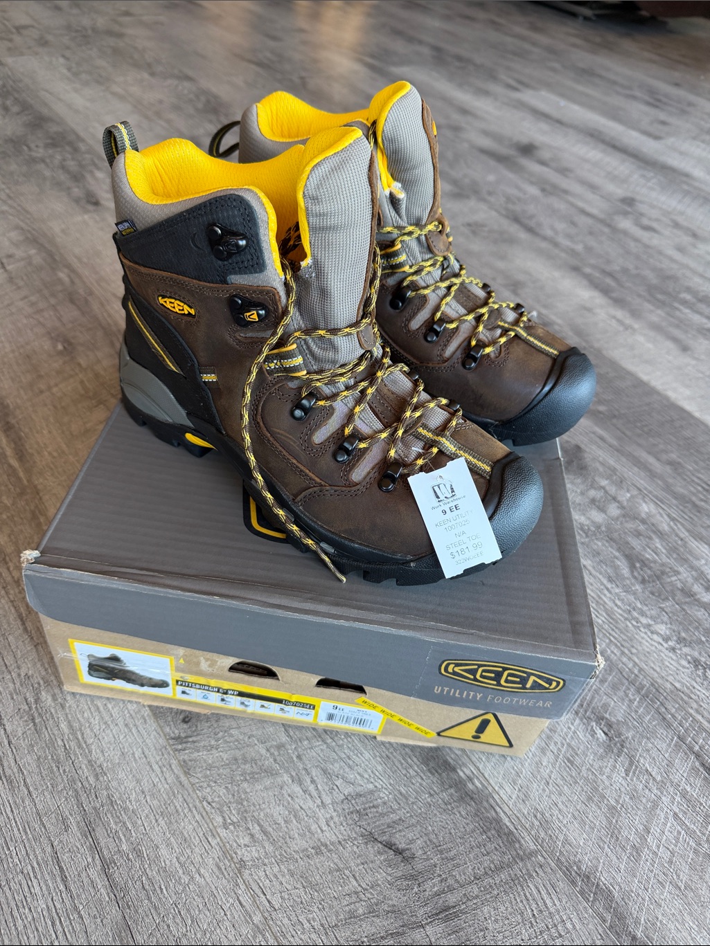 Nwt! Keen Utility Footwear